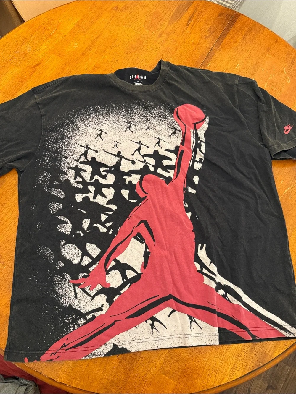 Nike Black Short-Sleeve Tee with Red Jumpman Graphic xl